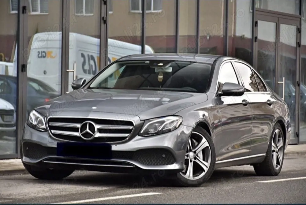 Vând Mercedes Benz E220d W213   MULTIBEAM-LED   Widescreen   Înmat. RO
