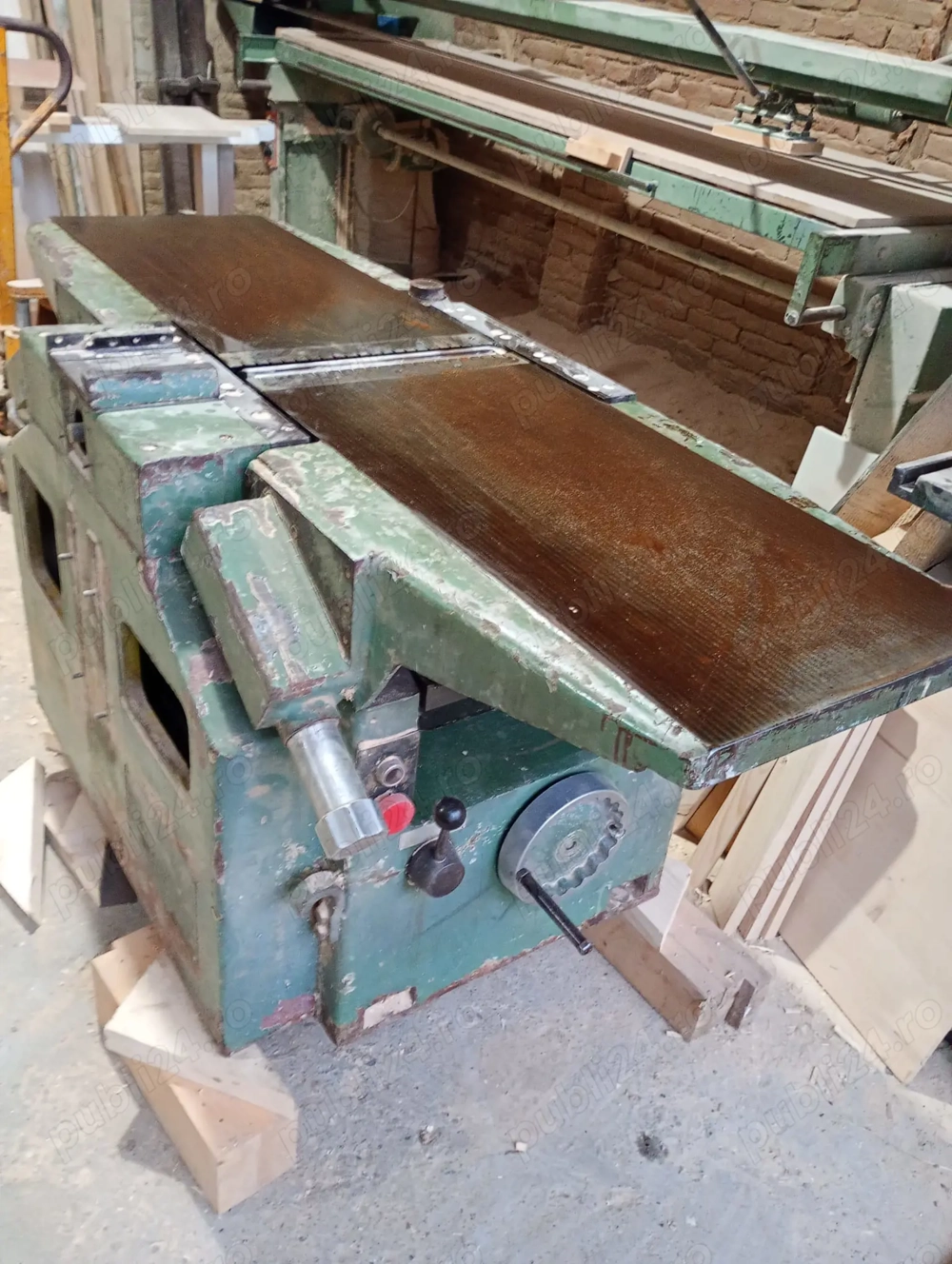 Combinata abrict grosime