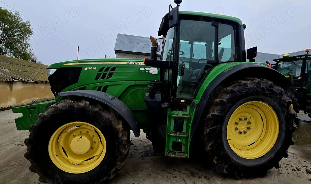 Tractor 6150M John Deere an 2015