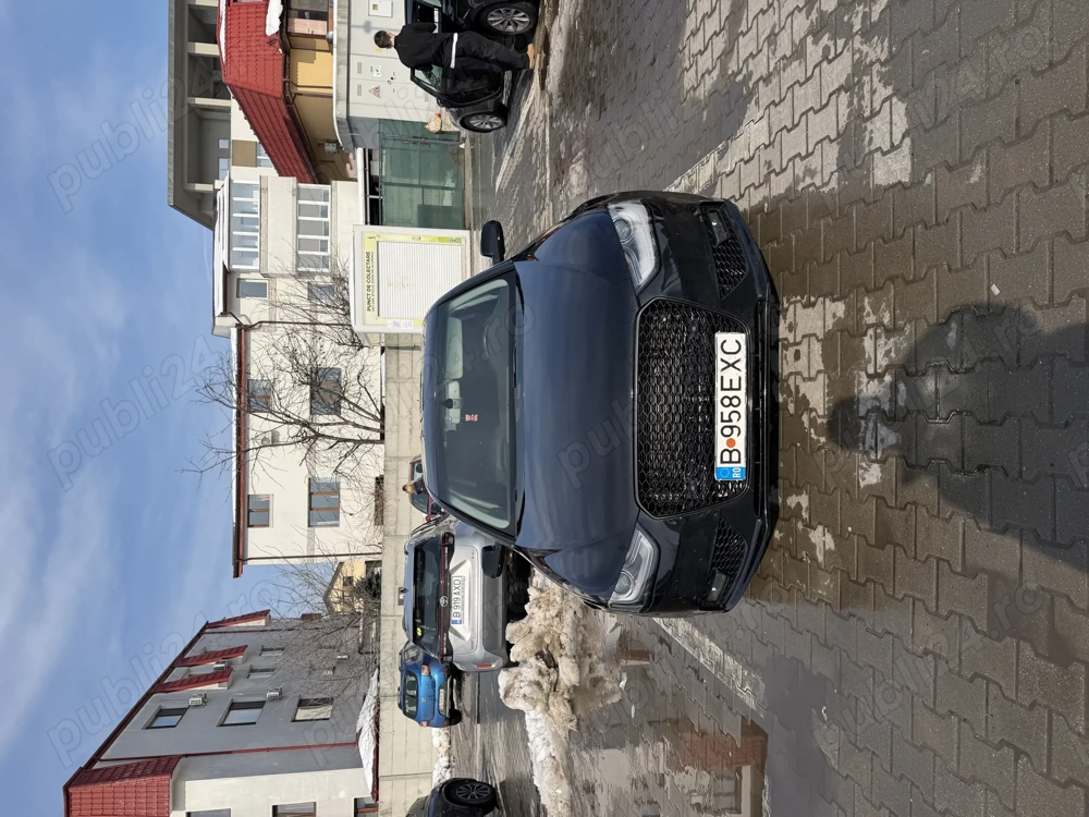 Vând Audi A4 model 2.0 diesel an 2012 bară față și faruri S line 