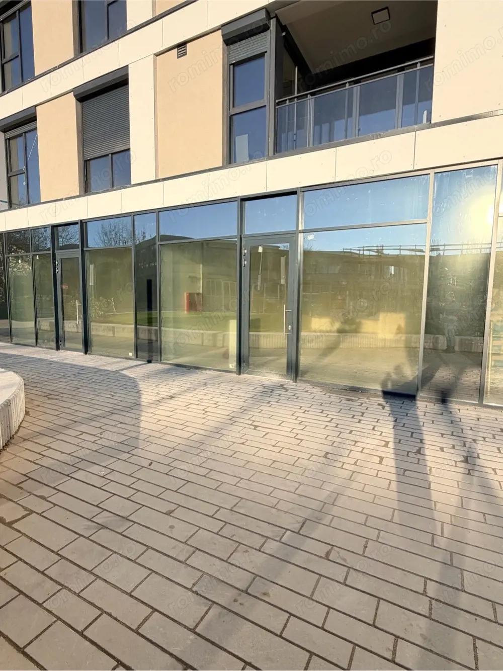 Inchiriez SAD Nord One Cartierul Vienez