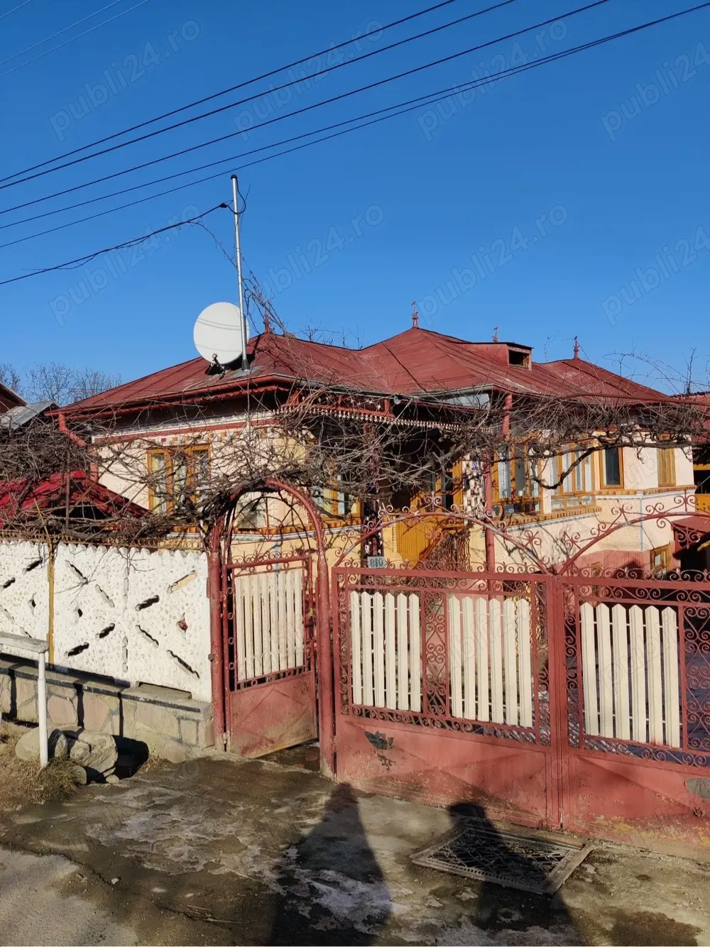 Vand casa + teren Starchiojd