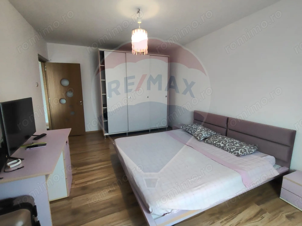 Apartament solid si spatios, 3 Camere, 1 Mai