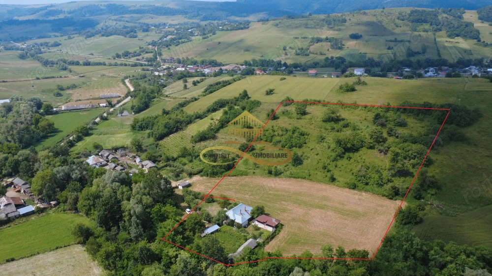 Casa batraneasca cu 2ha de teren de vanzare in sat Balaia / Bacau