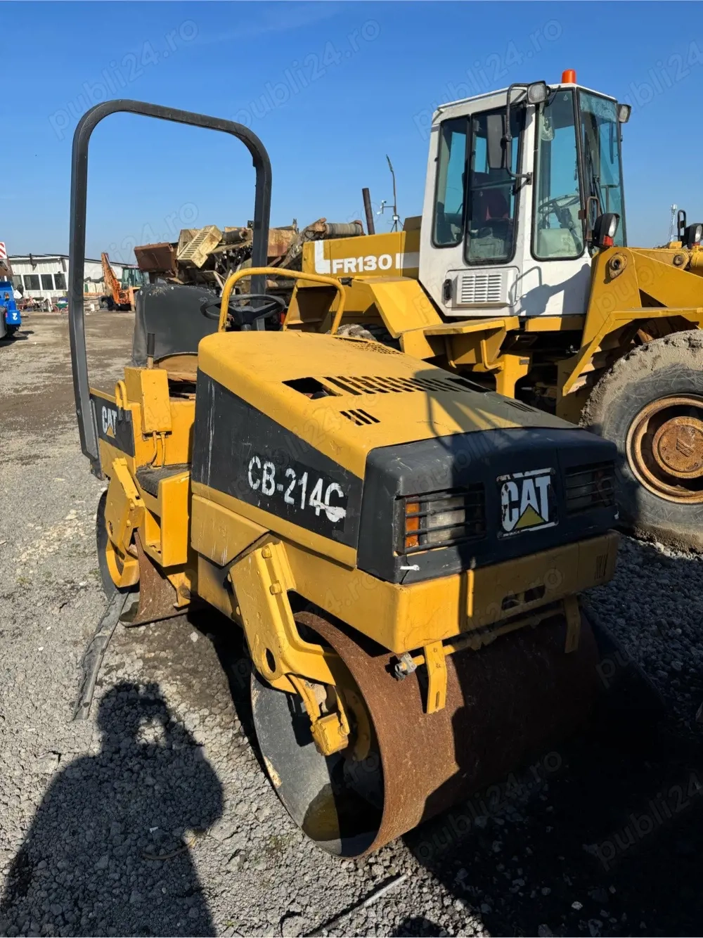 Vibrocompactor Cat CB-214C