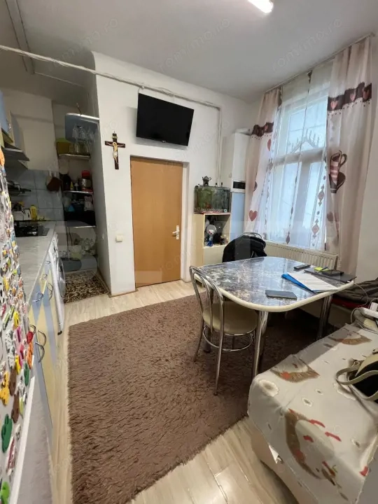 Casă cu 3 camere cu potențial de mansardare în Gruia!