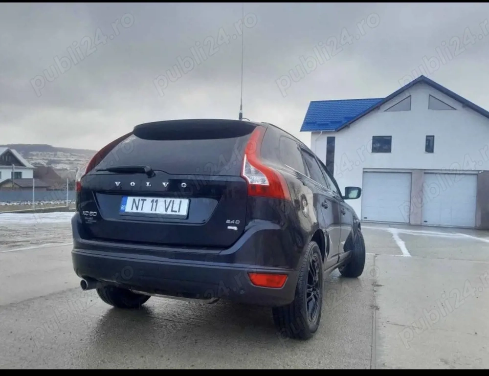 Vând Volvo XC60 2.4 