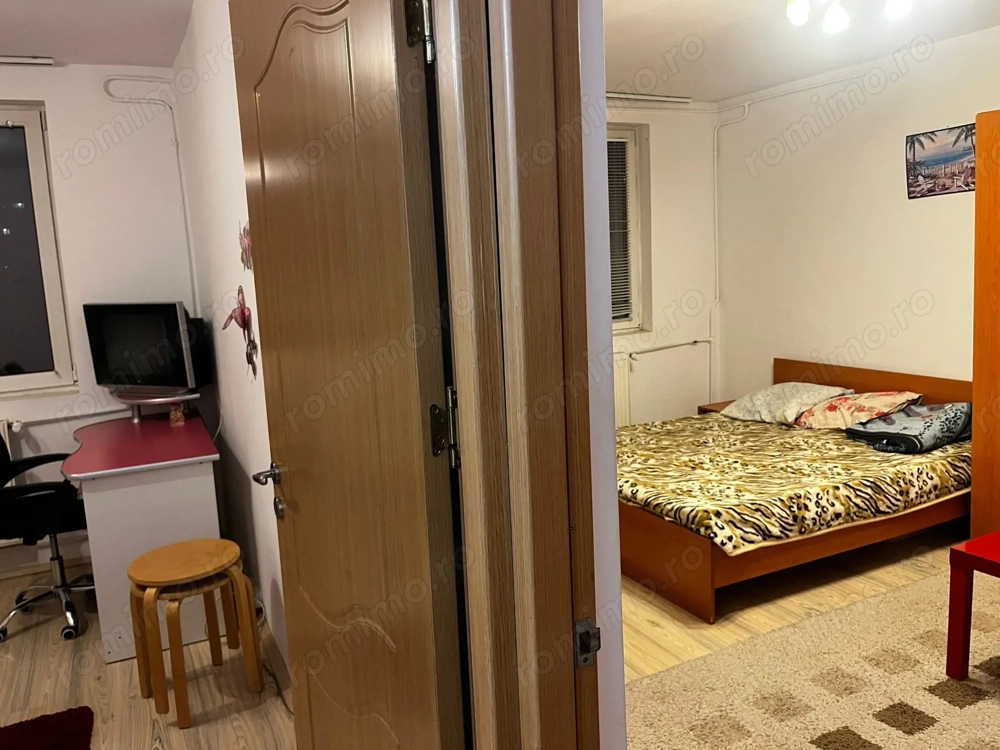 Apartament 2 camere decomandat, etaj 4, renovat, metrou 1 Decembrie 1918