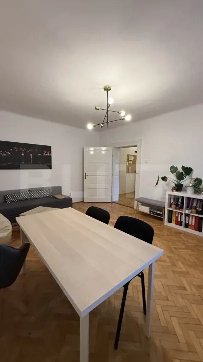 Apartament 2 camere, 60 mp, zonă Semicentrală 