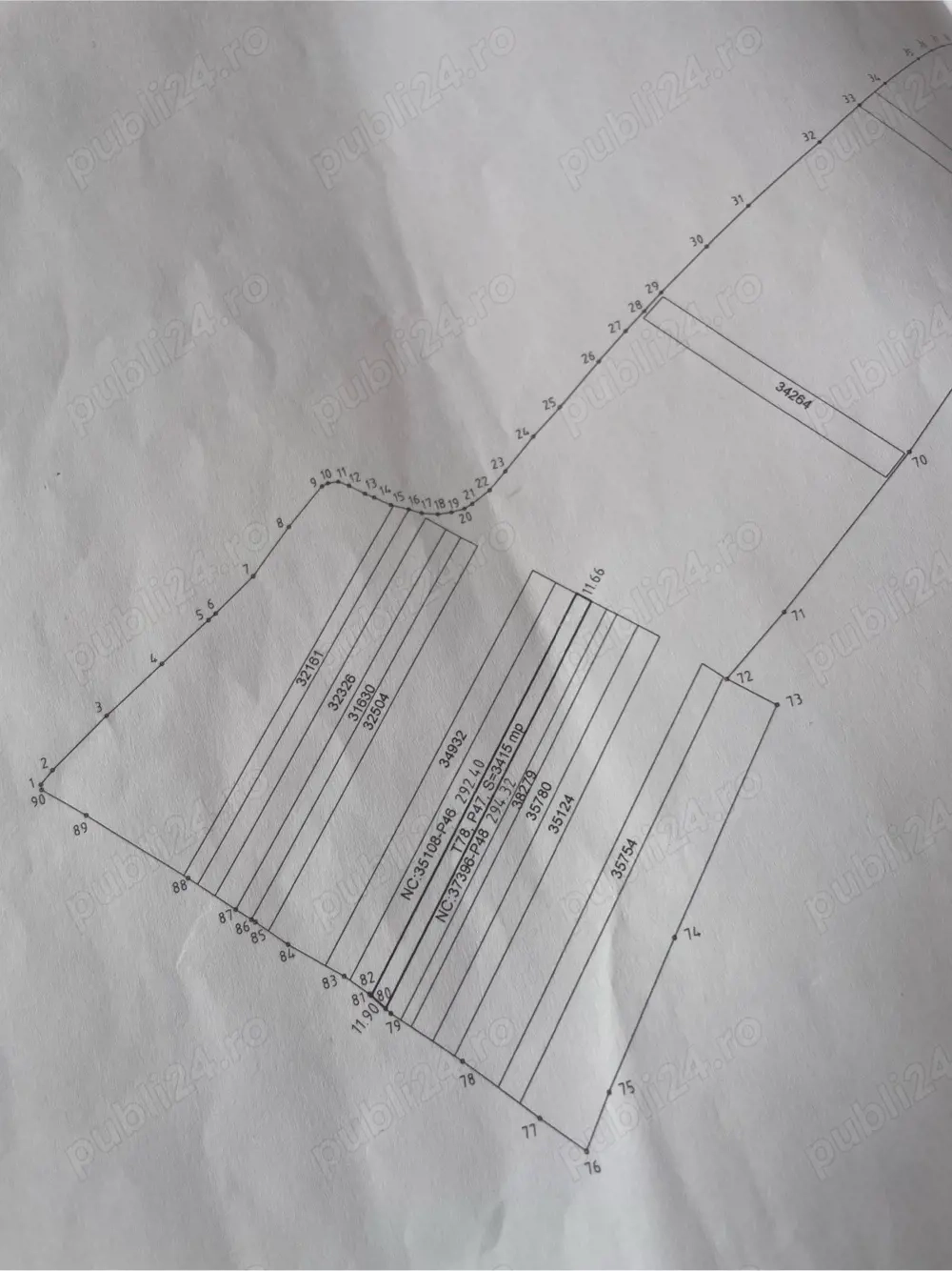 Teren pe tru constructie locuinta