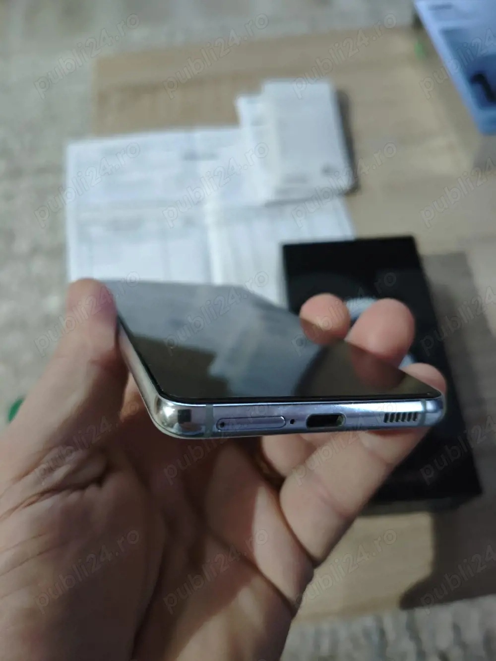 Samsung Galaxy S21 ,5G.video 8K, stereo