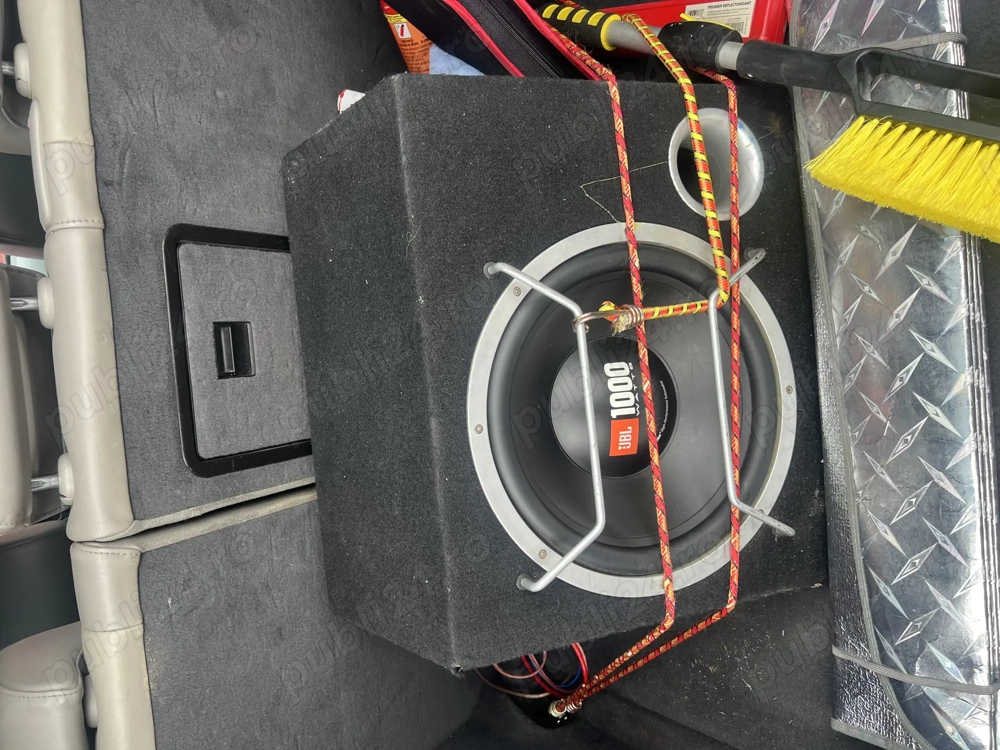 Vând în stare foarte bună 