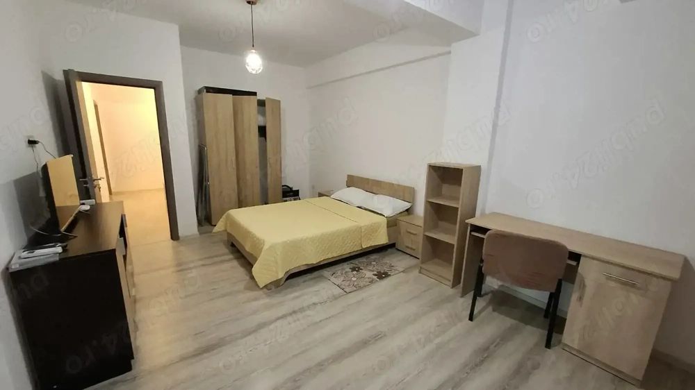 Inchiriez apartament 2 camere langa Universitate