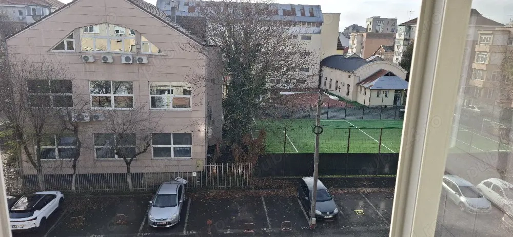 Apartament 3 camere.