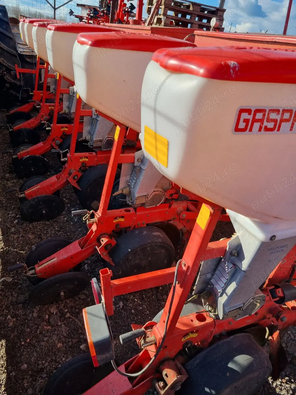 Semănătoare porumb și floare Gaspardo