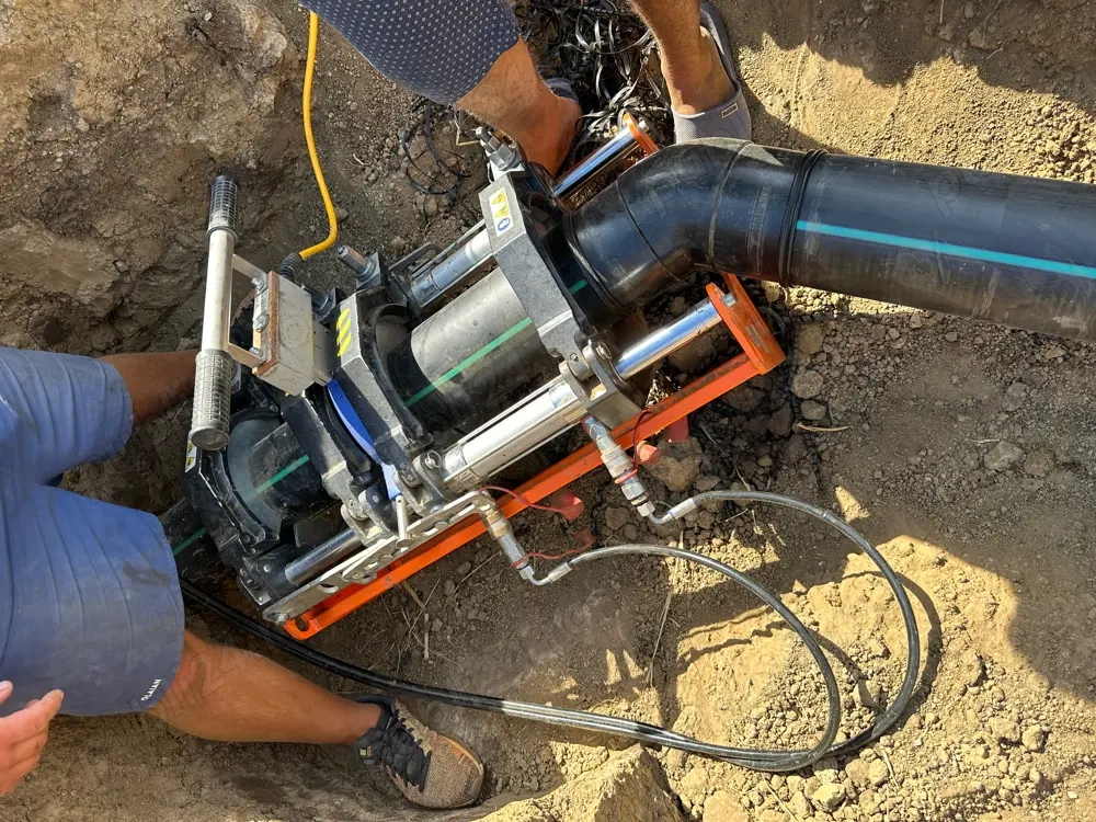 Efectuam suduri cap la cap si electrofuziuni