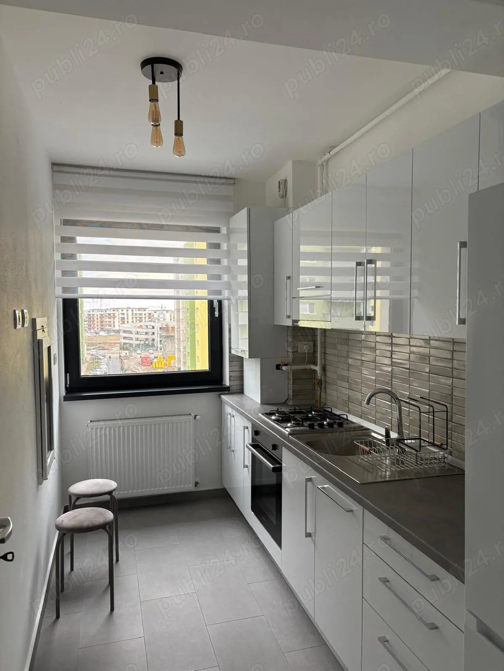 Apartament 2 camere in zona Coresi