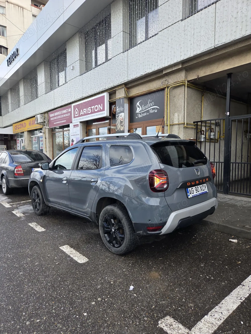 Vand Dacia Duster Extreme TCE 150 EDC fabricata in 2022.