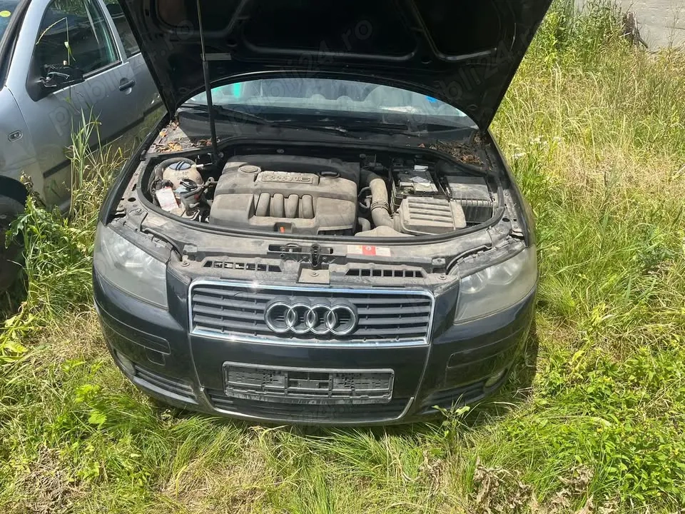 Dezmembrez Audi A3 1.6 benzina automat coupe