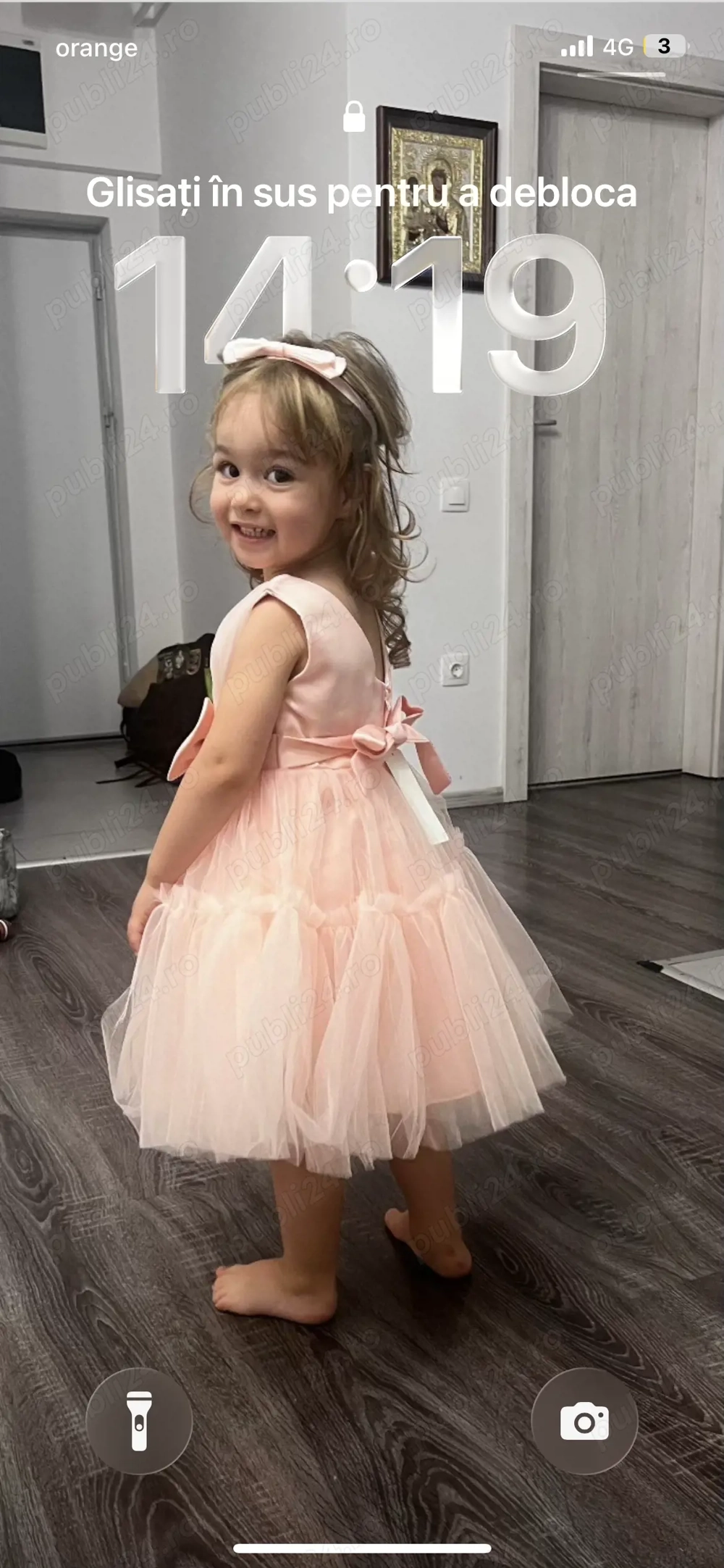 Închiriez apartament cu 2 camere