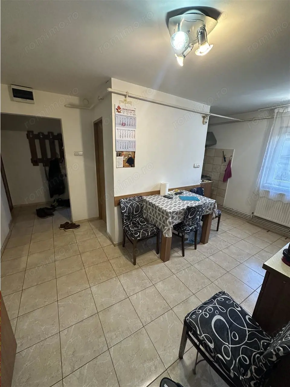 Etaj 2 cu 2 bai, mobilat si utilat