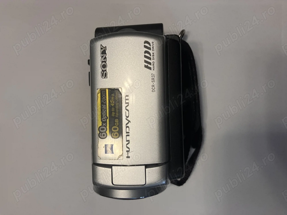 Camera video Sony DVR - SR37 de 60 Gb defecta 