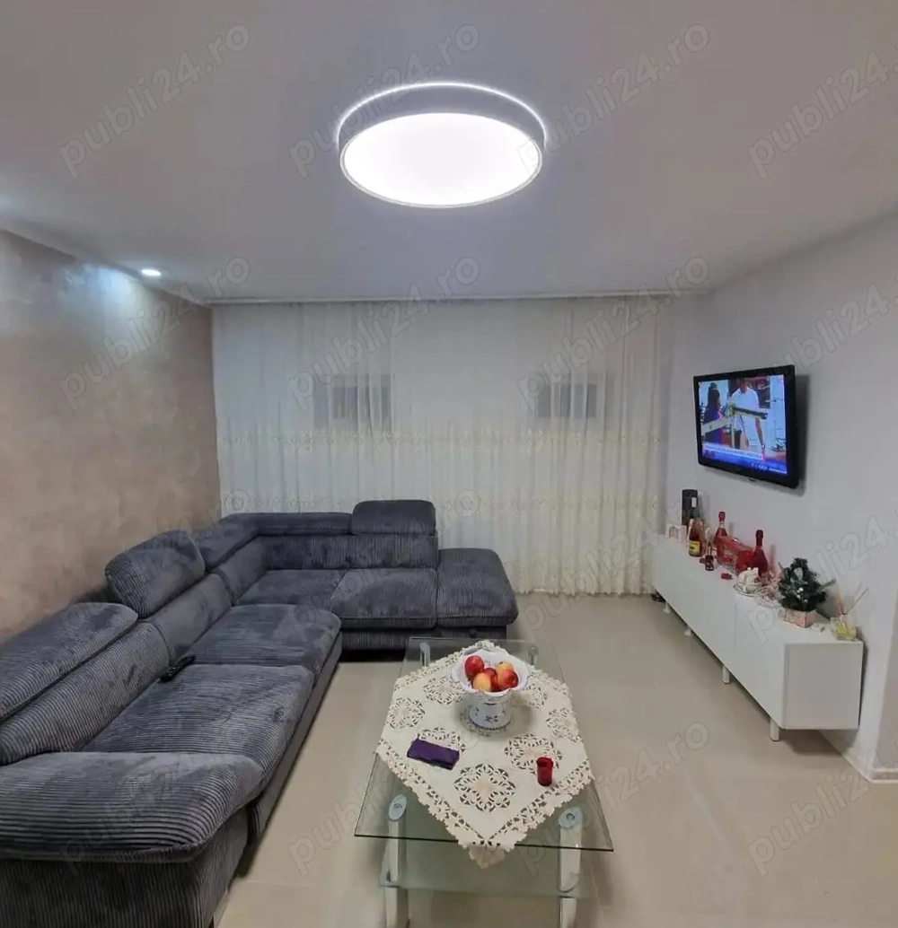 Vând Casă proprietar singur în curte