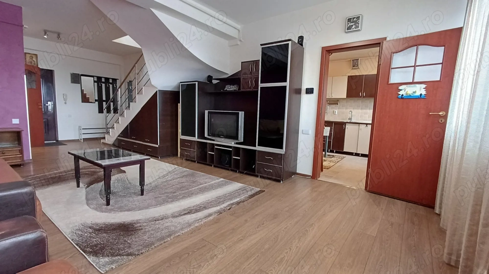 Proprietar duplex 108 mpu mobilat utilat, 3 camere, 2 bai, centrala, aer conditionat parcare proprie