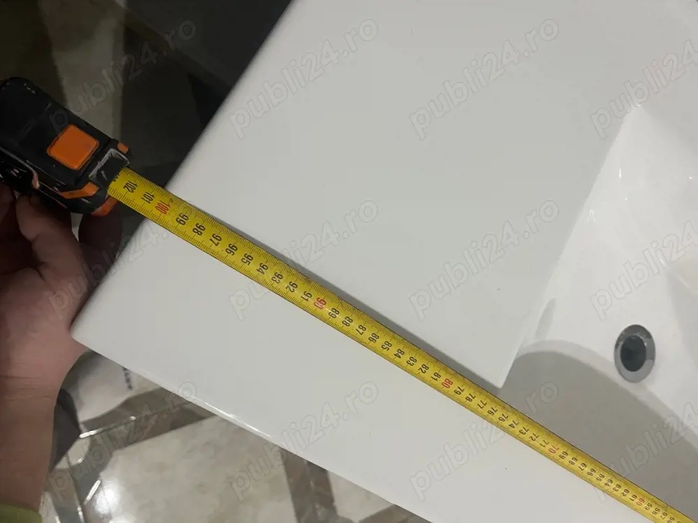 Vand chiuveta de baie cu sertare