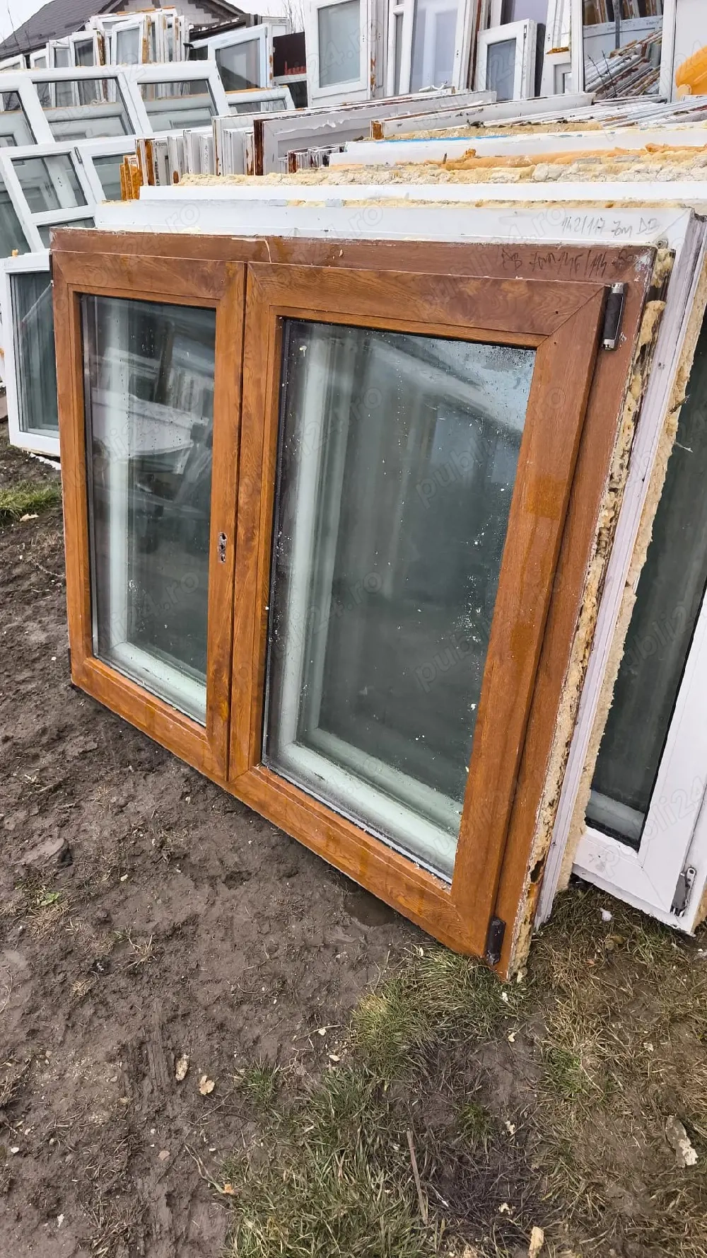 Geam Termopan Stejar Auriu 146 pe 114 H 