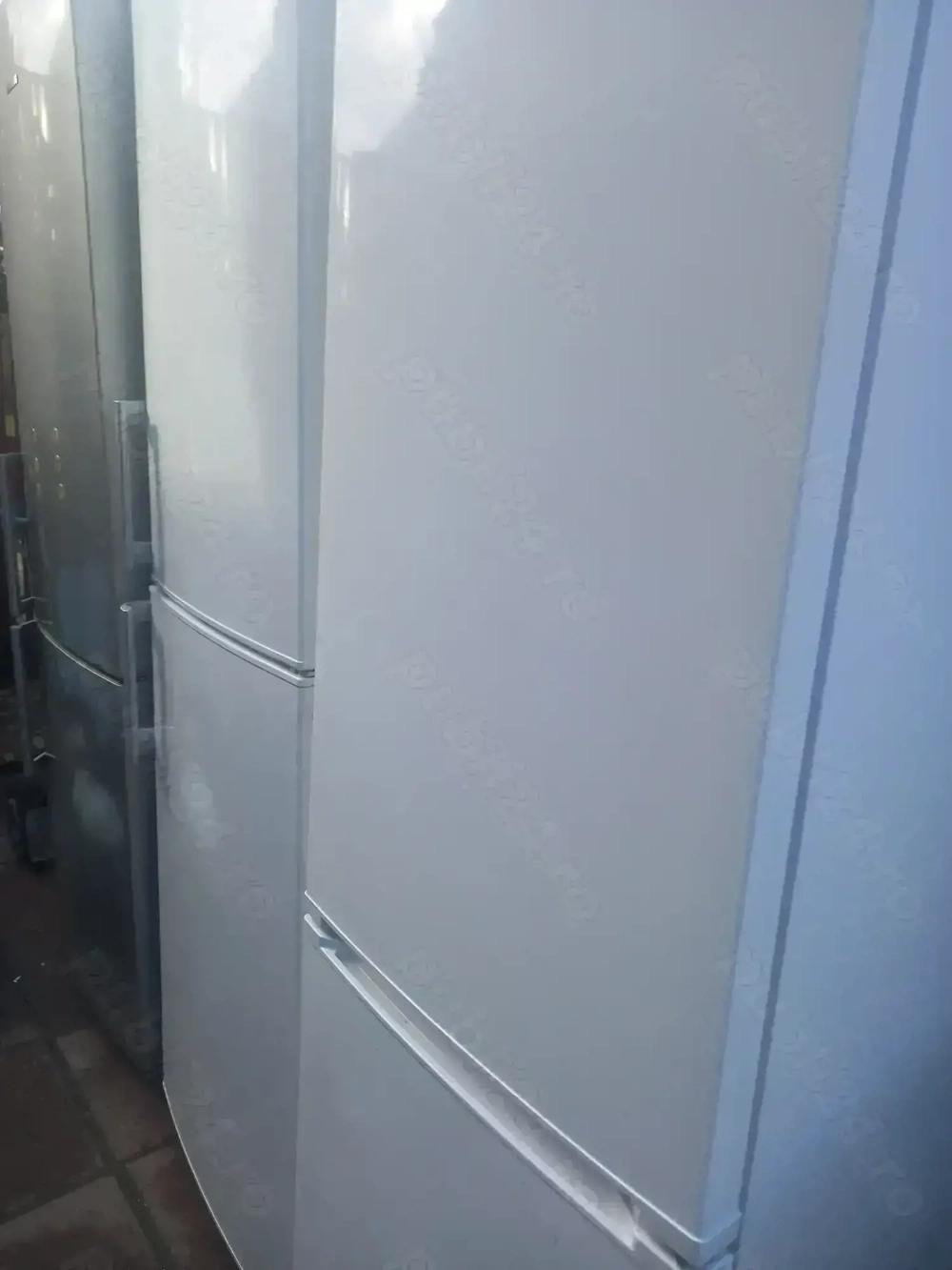 Frigidere tip combine frigorifice clasa A+