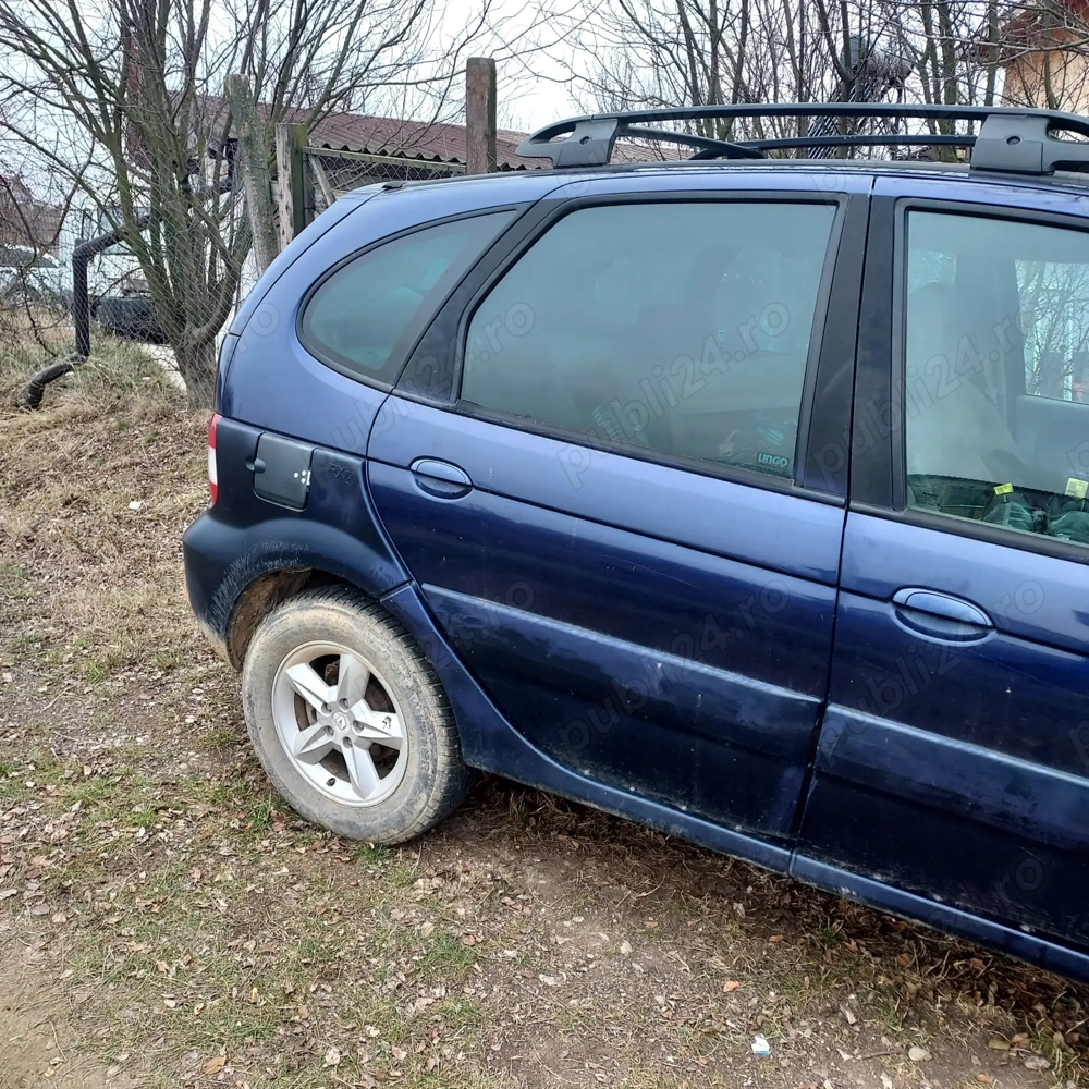 Vand Renault RX4 benzina pentru piese