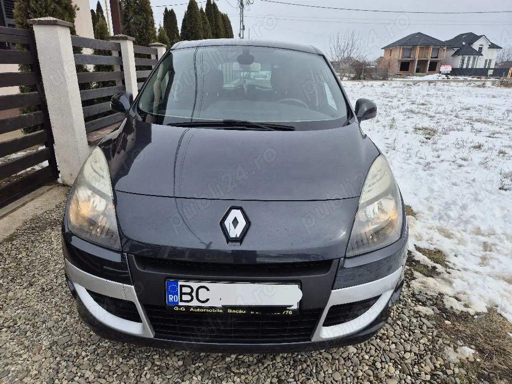 Vand VARIANTE RENAULT SCENIC 1.5 Diesel 110 cp Euro 5 model 2012 proprietar fiscal pe loc