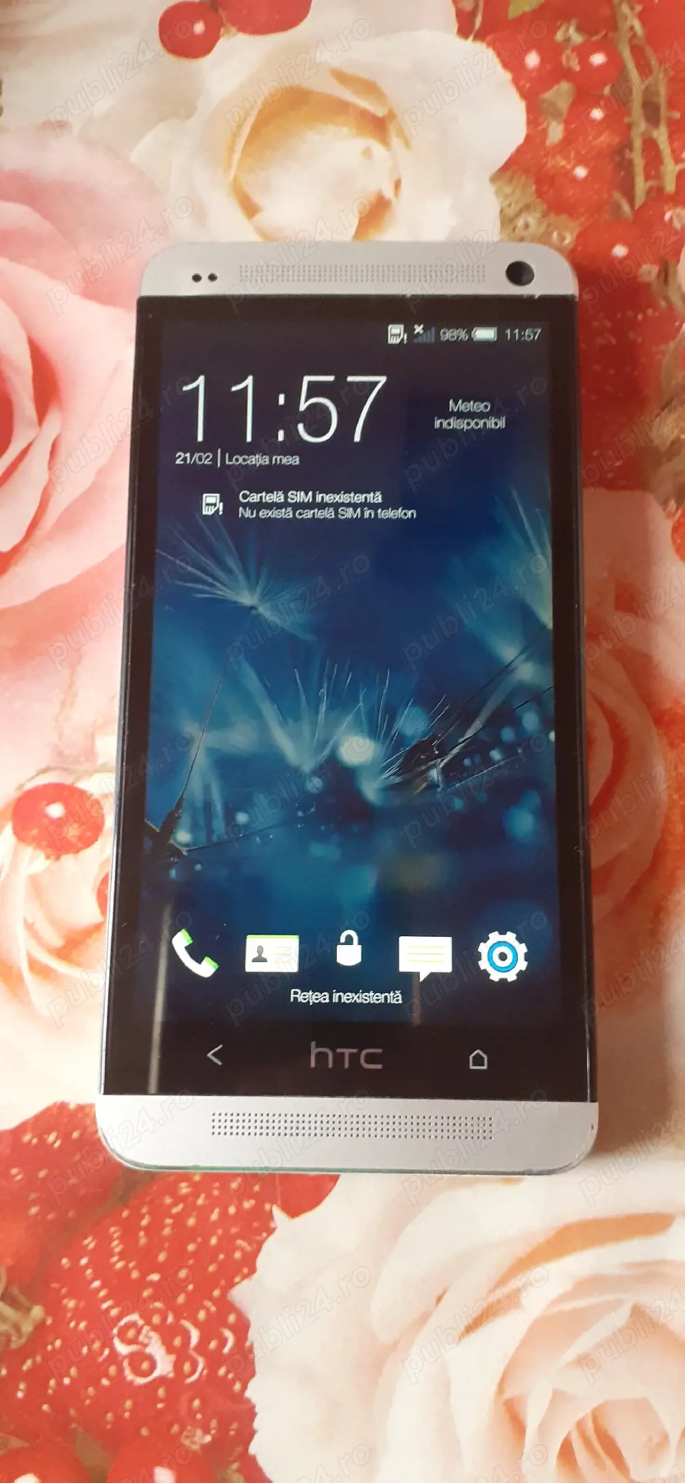 Vand tel Htc one liber de retea 4G 