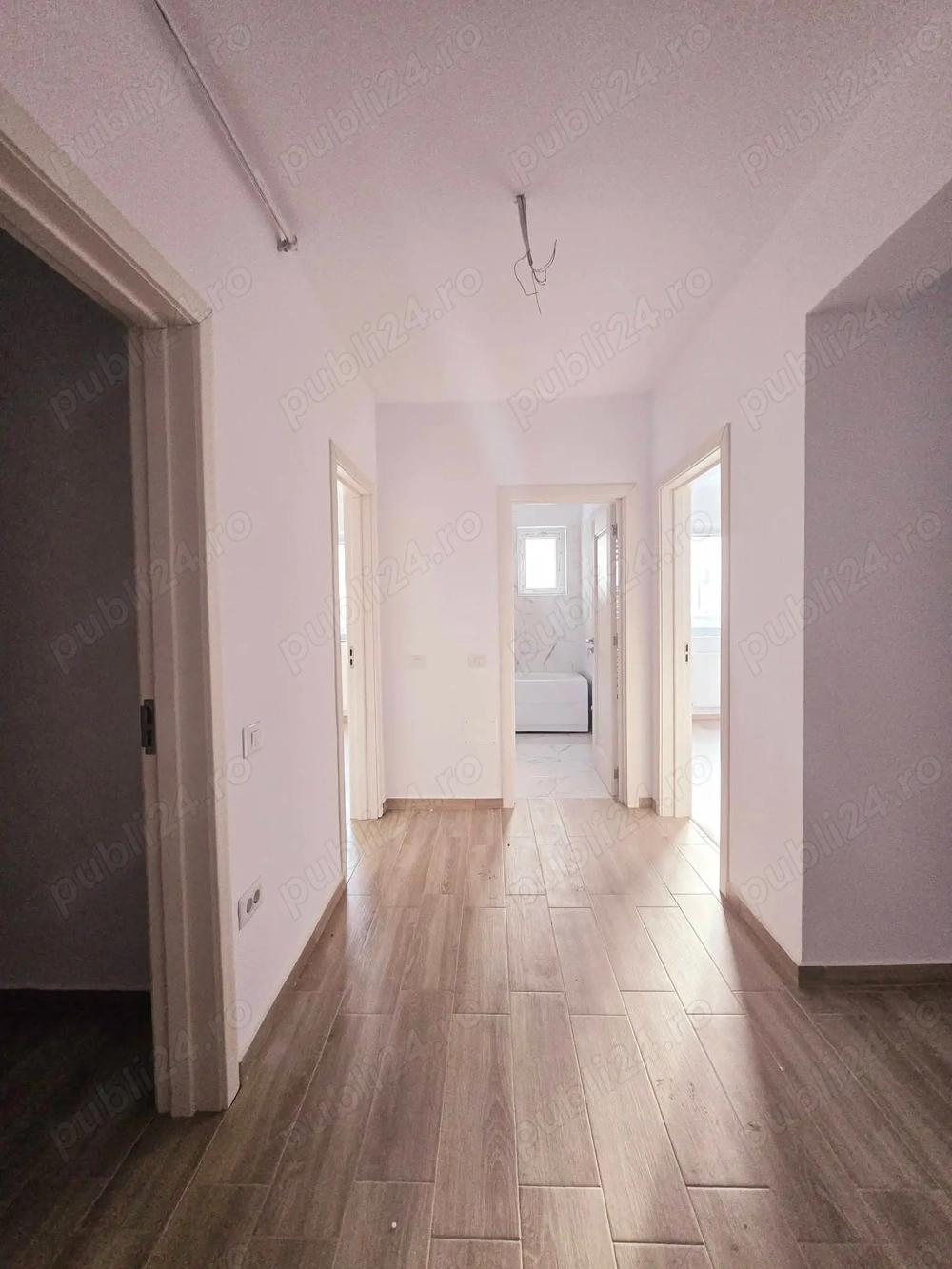 Apartament 2 Camere Strada Stejarului grădină 13 mp + loc de parcare 