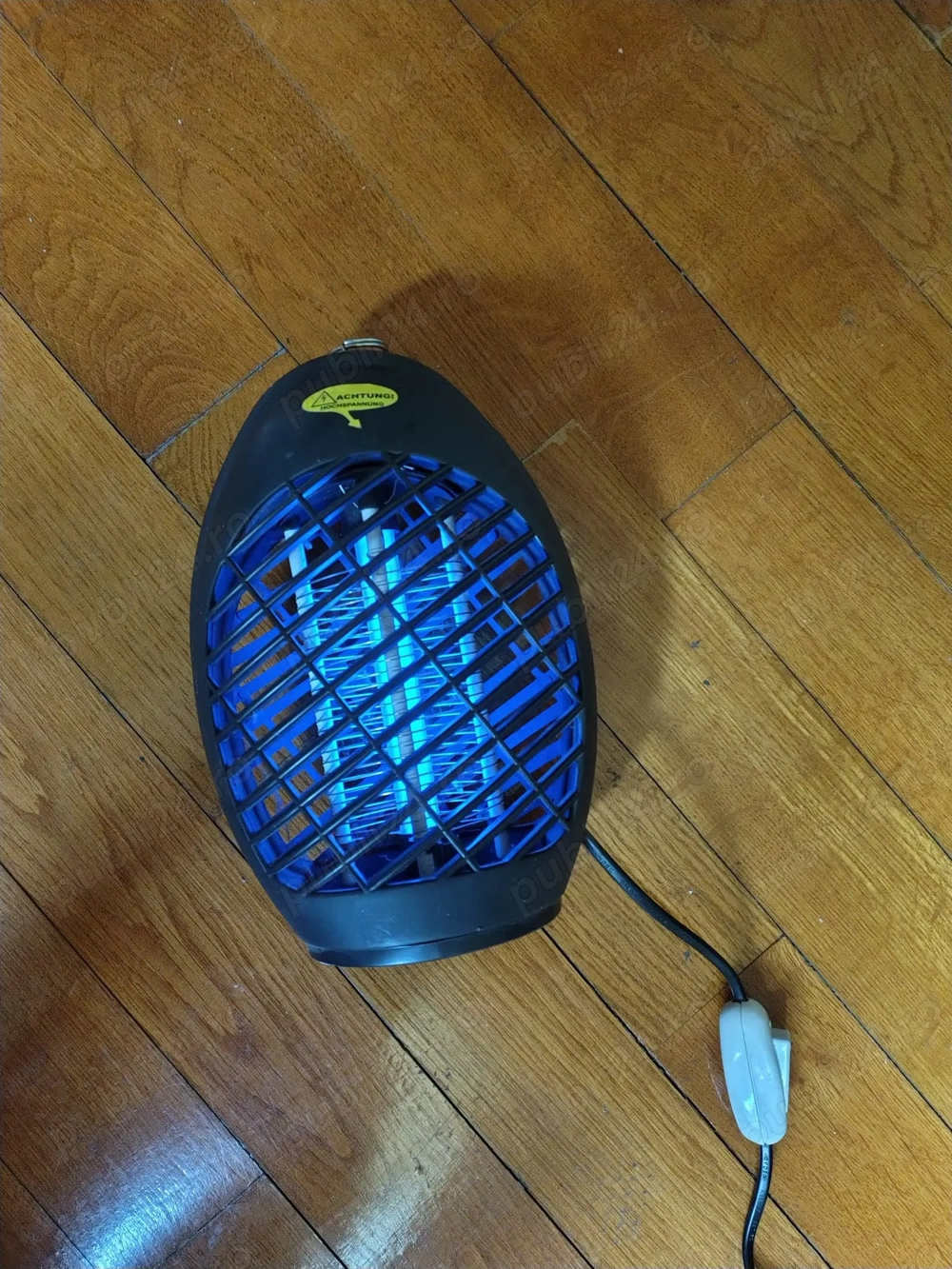 Lampa ultraviolete antitantari si antimuste de camera 4W, 20 de cm