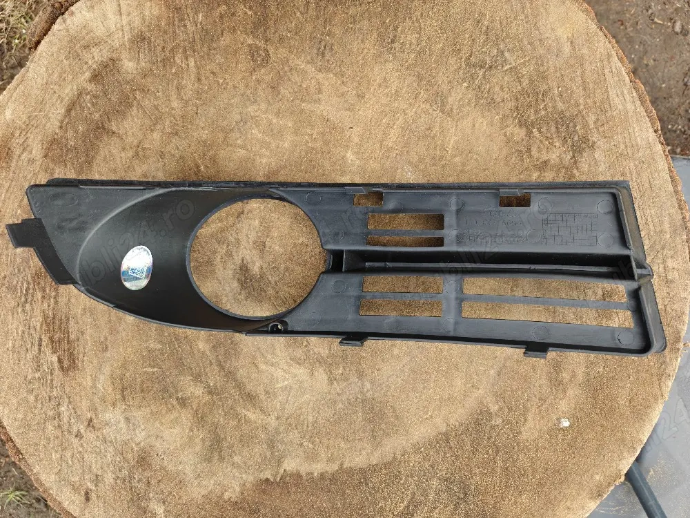 Grila Proiector Stânga Volkswagen Caddy 