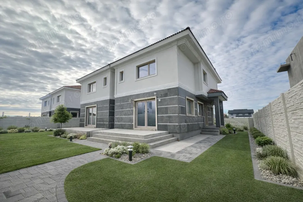 Duplex despartit prin camera tehnica - pozitie excelenta - Mosnita Noua