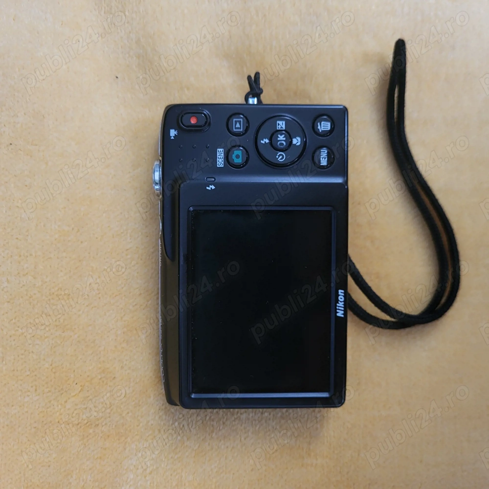 Aparat foto Nikon Coolpix S2700