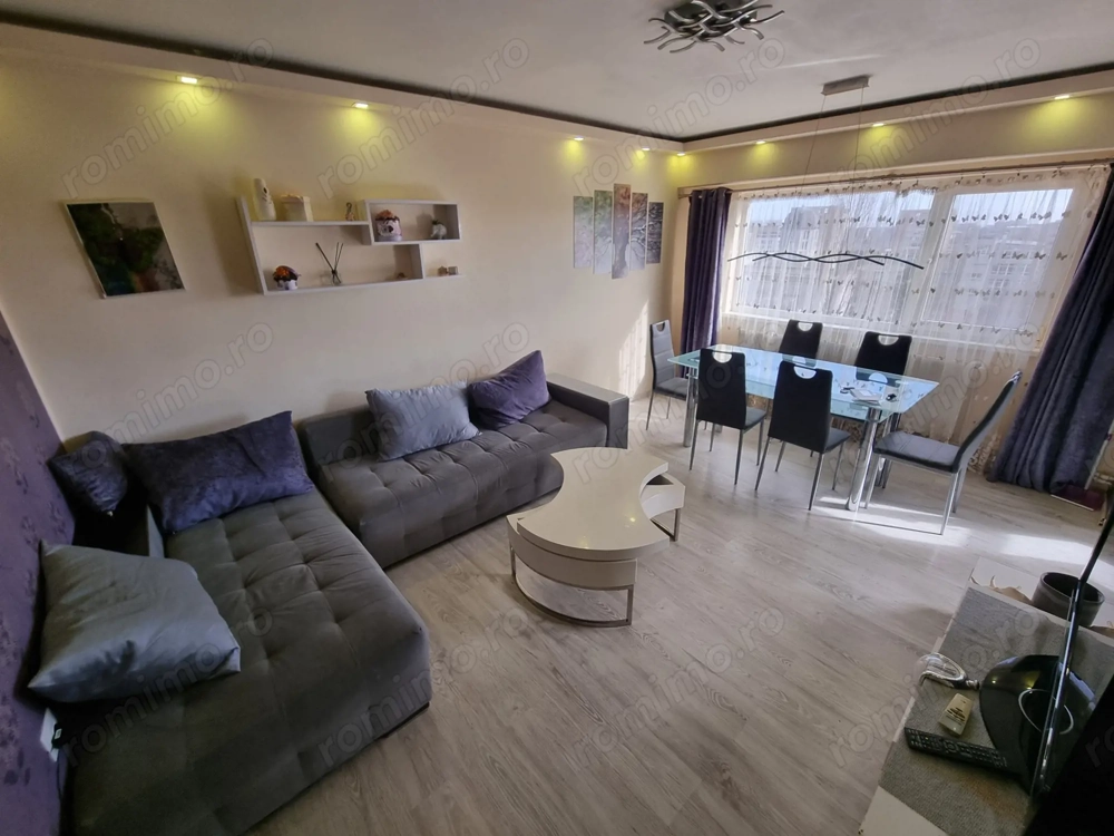 Apartament 3 camere decomandat zona Tomis Nord (Brotacei)