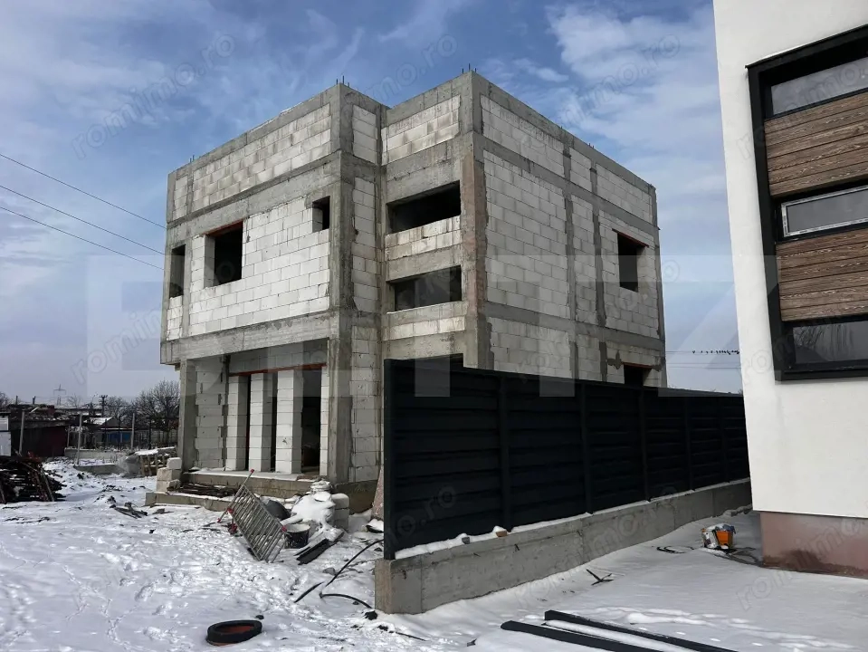 Casa la rosu, P+E, 120 mpu, teren 350 mp, zona Albesti
