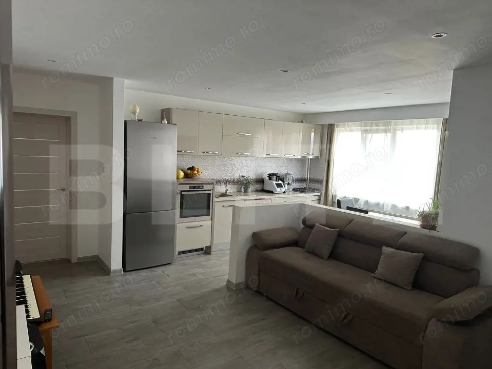 Apartament cu 3 camere, mobilat si utilat, garaj inclus in pret, zona Florilor