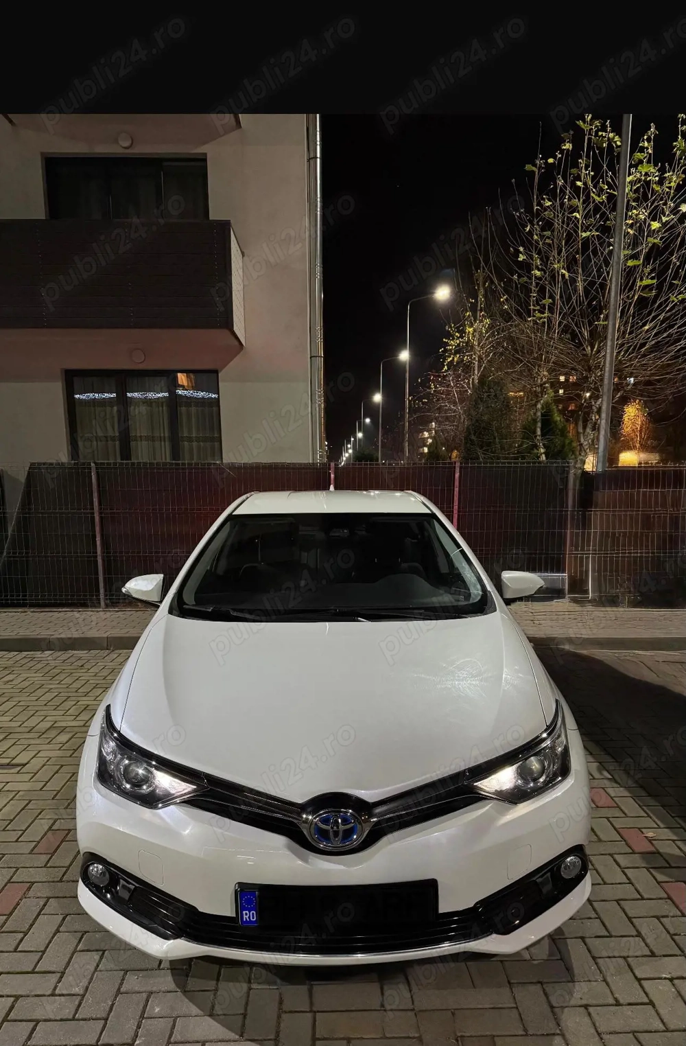 Toyota Auris Hybrid