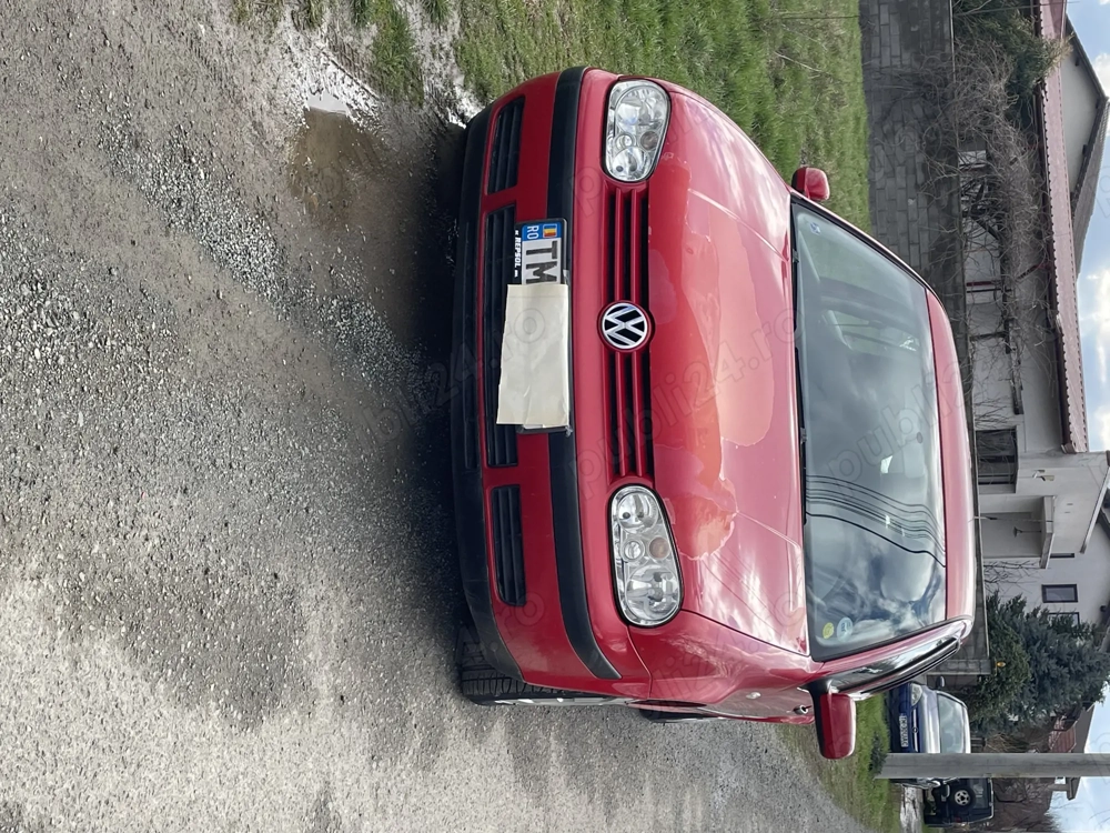 Vând VW Golf 4 achiziționat  în 2004, plus anvelope iarnă