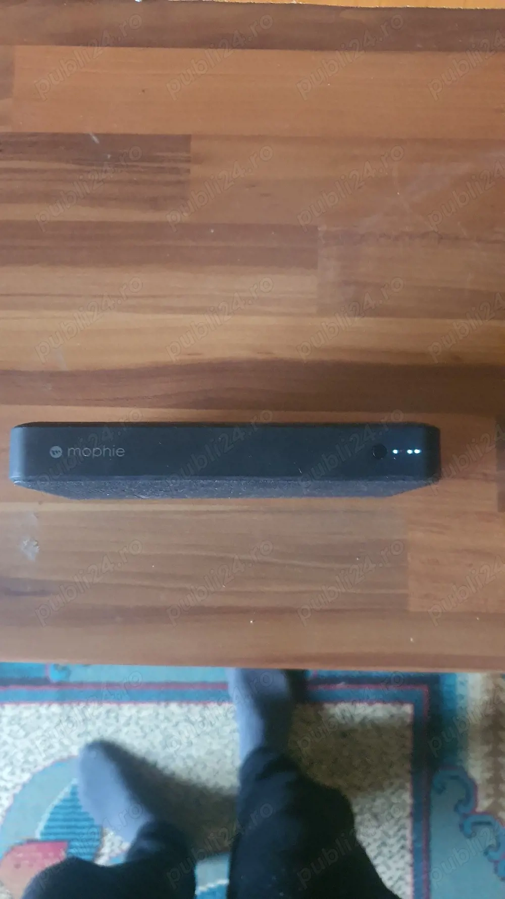 vând baterie externă de 20Ah 