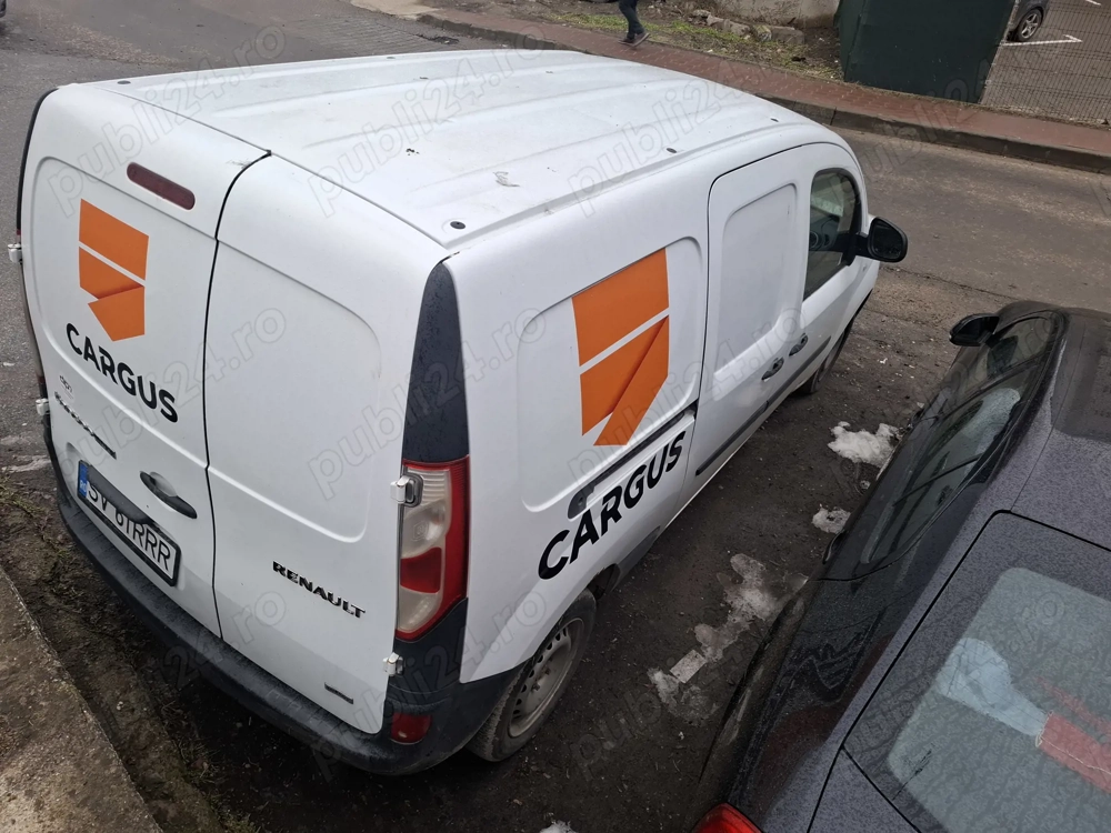 Vând Renault kango 2016 utilizat