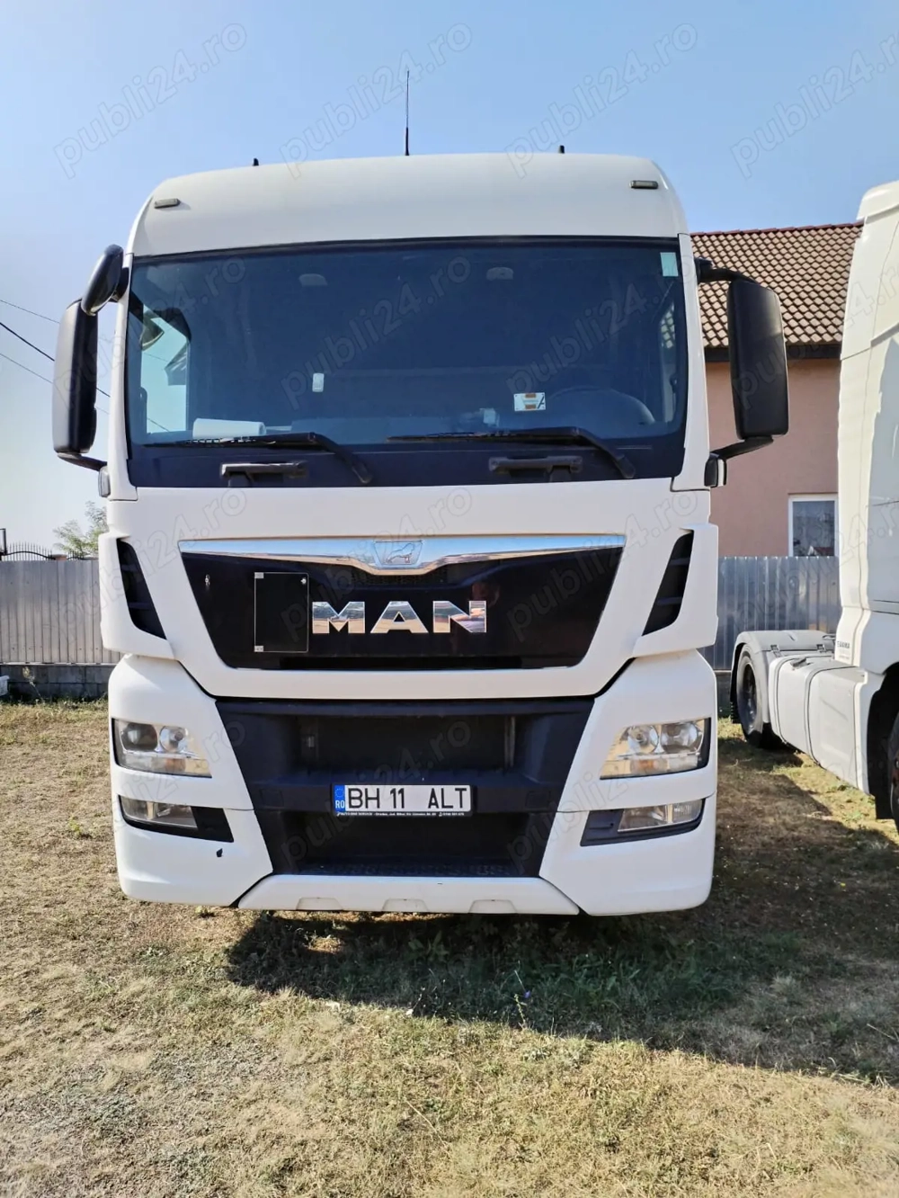 Vand 2 autoutilitare n3   man