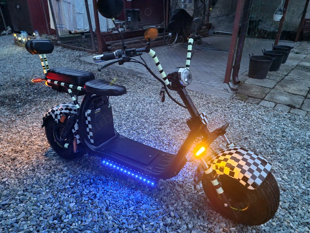 Vând Scuter electric