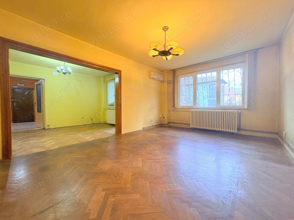 3 camere, parter inalt, spatios - zona Ultracentrala