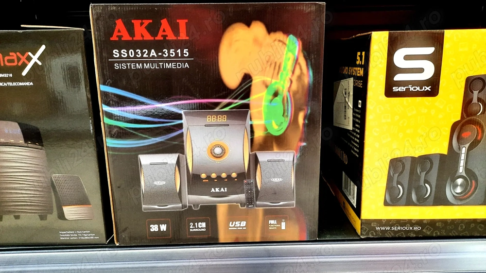 AKAI nou - Radio si statie Bluetooth, USB si card reader, in cutia originala